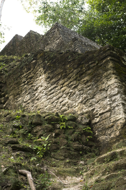 CahalPech_1626.jpg - View of structure in main plaza at Cahal Pech